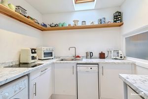 Photo 6- click for photo gallery